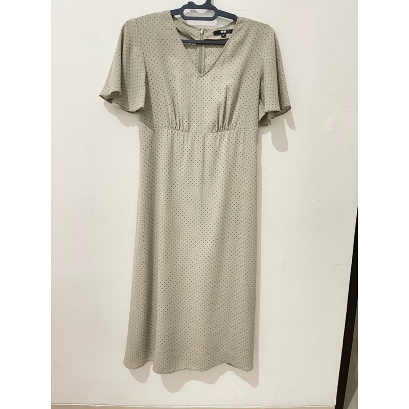 Uniqlo polka dot dress grey include inner preloved