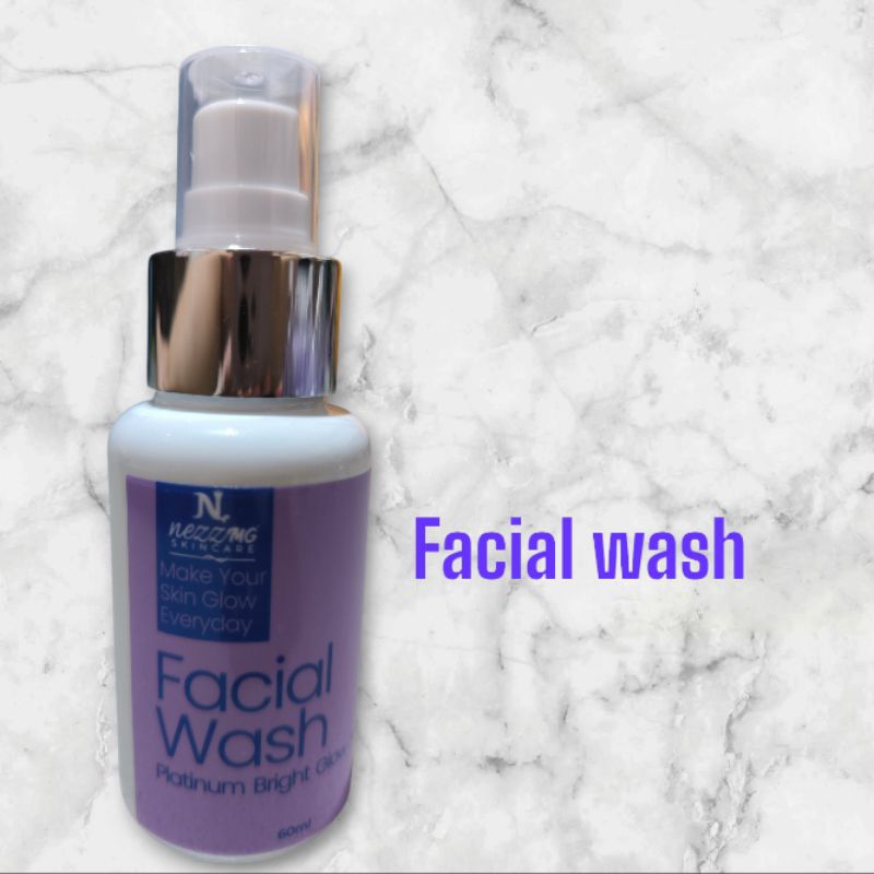 ECER FACIAL WACH NEZZMG PLATINUM