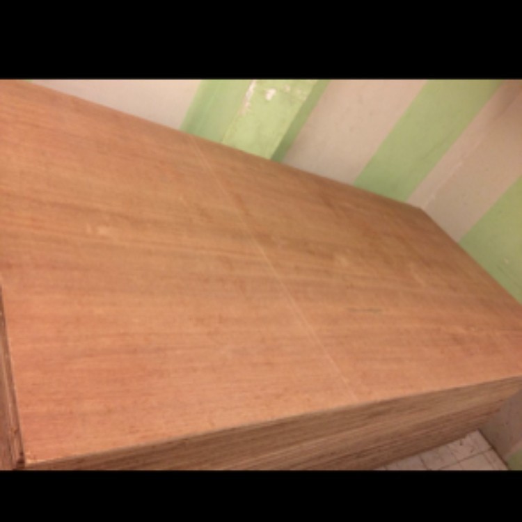 triplek plywood bbcc merah