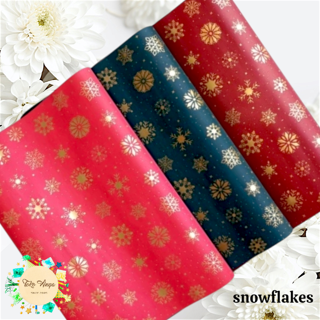 

TOKO ANQA - Kertas kado premium SNOWFLAKES 64.5 X 48.5cm