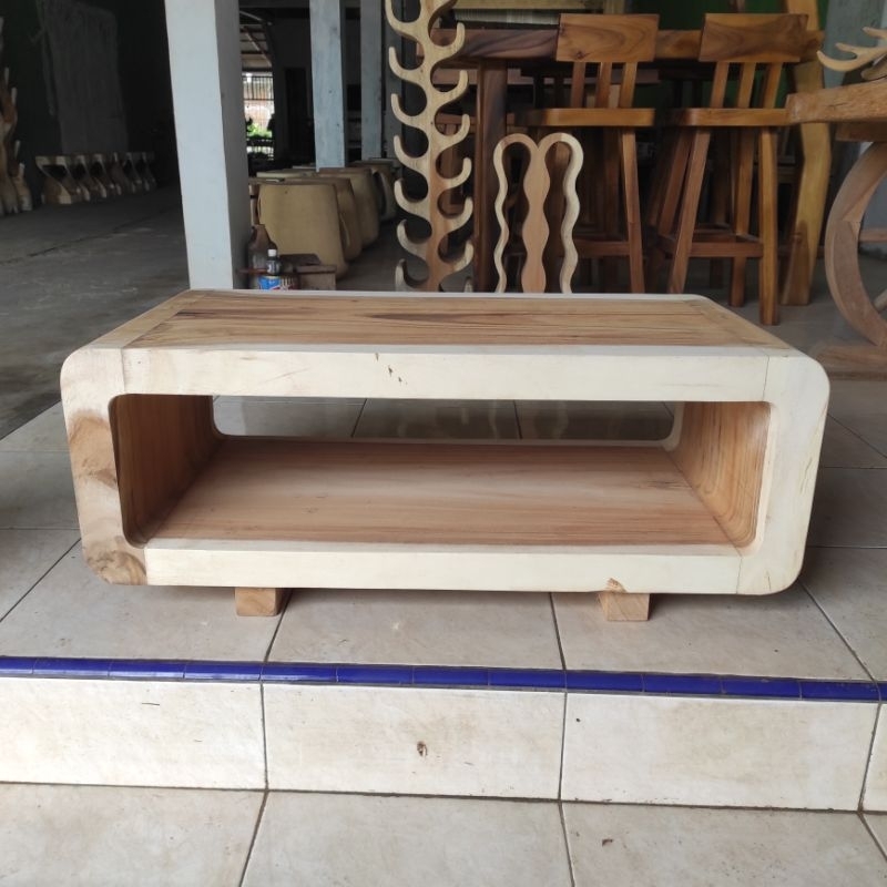 MEJA TV MINIMALIS KAYU TREMBESI SOLID