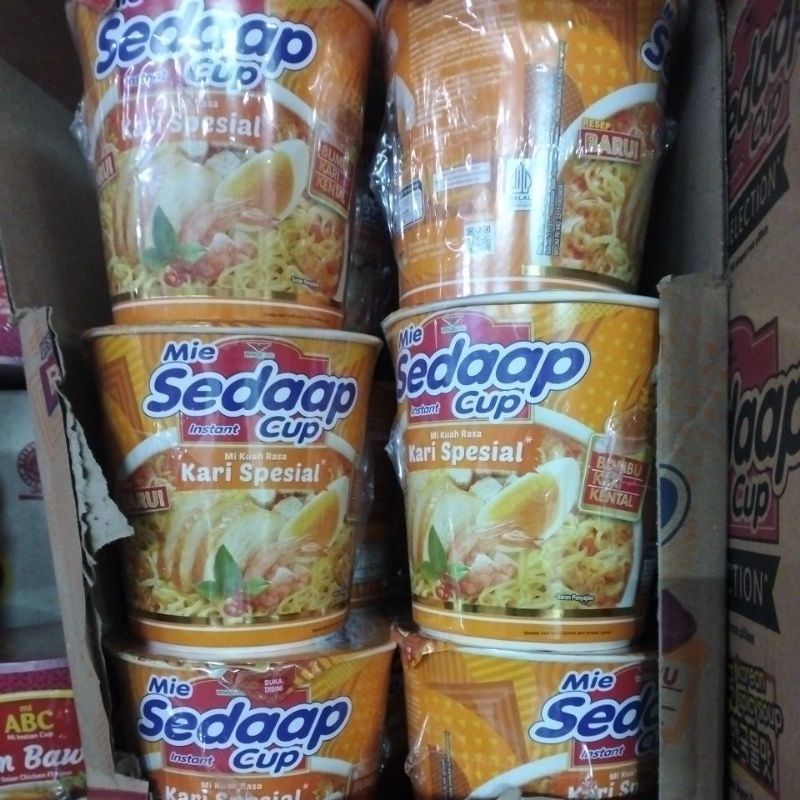 

SEDAP MIE KARI SPESIAL CUP 1 DUS ISI 12