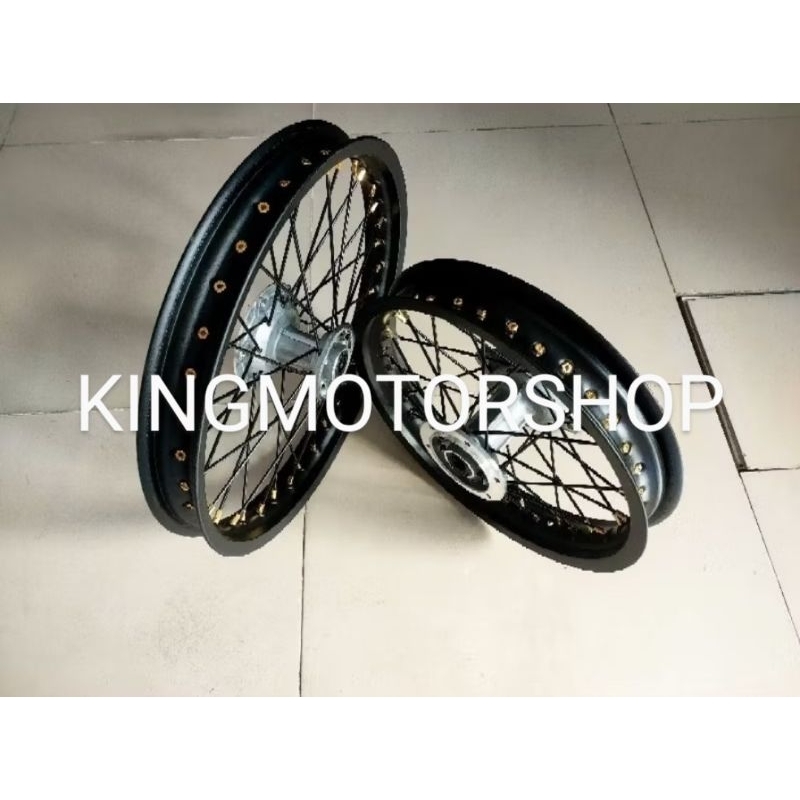 sepasang velg KLX ring 17 depan 160. . belakang 185/16 udah + cakram depan dan belakang
