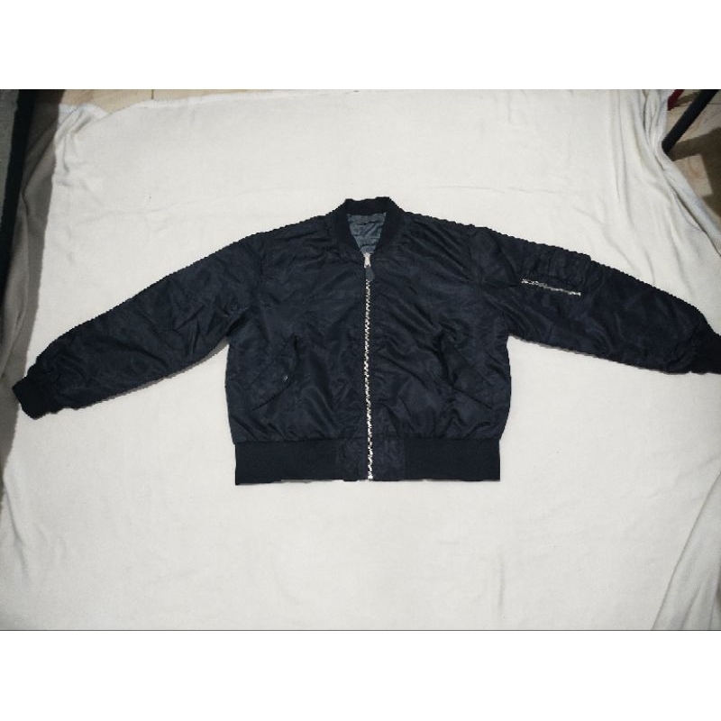 Jaket Vintage boxy brand JEMUT Second