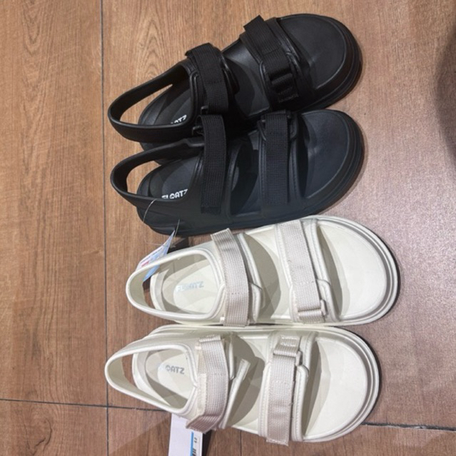 Sepatu Sandal Karet wanita floats Bata