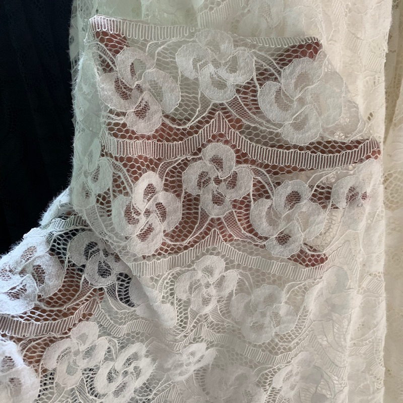 kain brukat semi prancis - kain brokat premium - kain brukat import - [PUTIH]