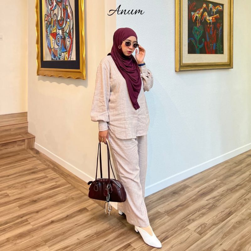 Qira oneset hijab by Anum