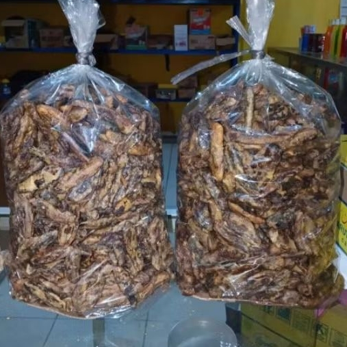 

sale pisang ambon 1kg / sale pisang jari/ sale pisang basah manis 1kg / KERIPIK PISANG AMBON 1KG