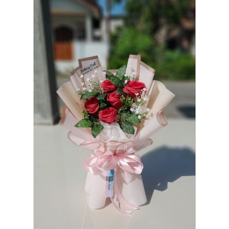 Buket bunga/Buket bunga mawar/buket bunga artificial/buket wedding/buket engagement/buket anniversar