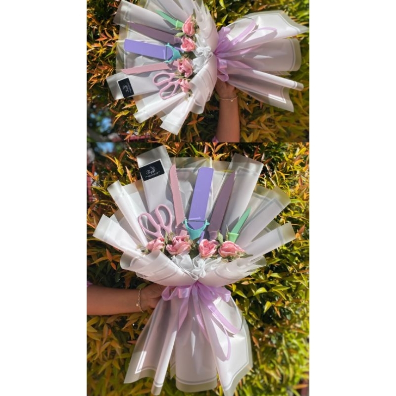 

Bucket Hari ibu (Bumbu dapur & Perlengkapan masak)