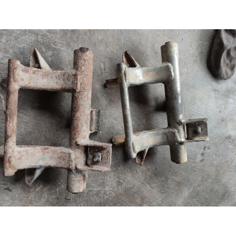 ENGINE MOUNTING LENGAN AYUN VARIO 125 OLD KZR SEKEN COPOTAN
