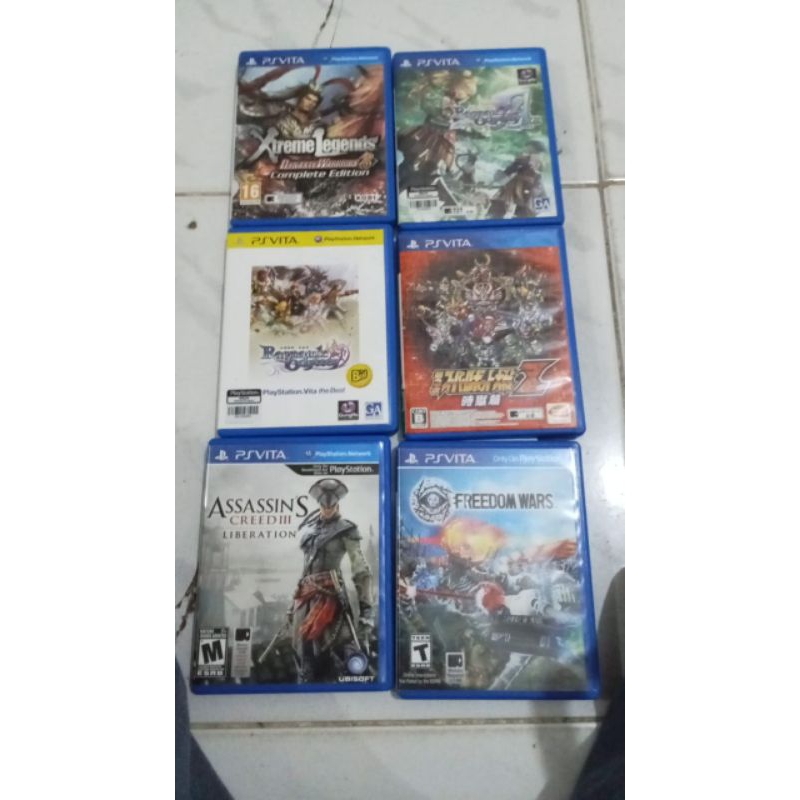 kaset ps Vita original second masih bagus
