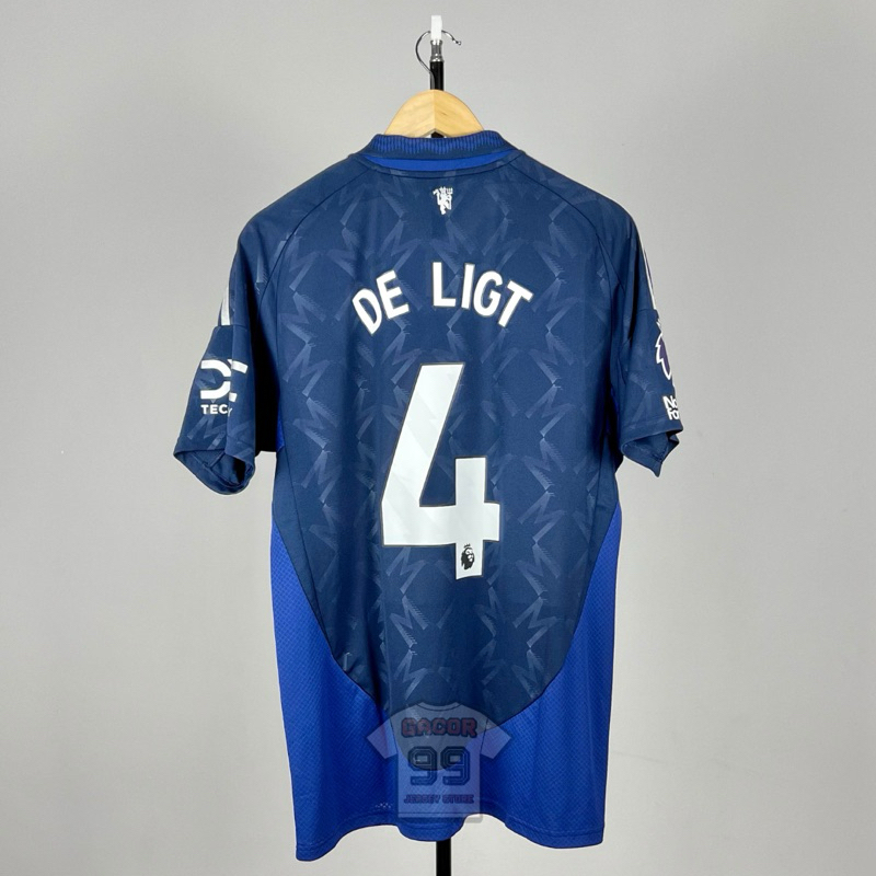 Man Utd 24/25 Away Jersey Original - Size XL - NNS De Ligt 4 PL Font & Patch