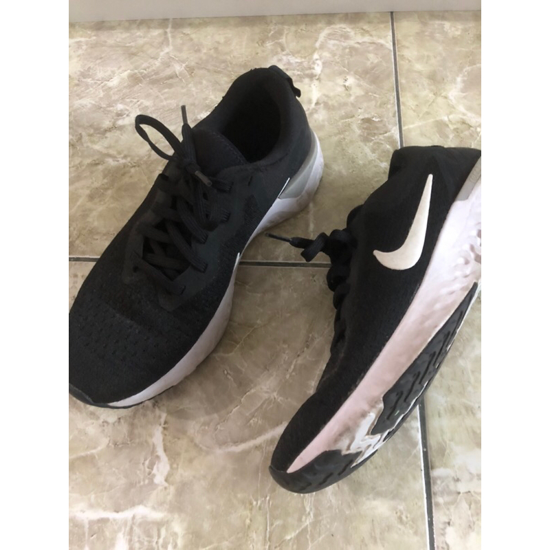 Preloved Nike React Odyssey