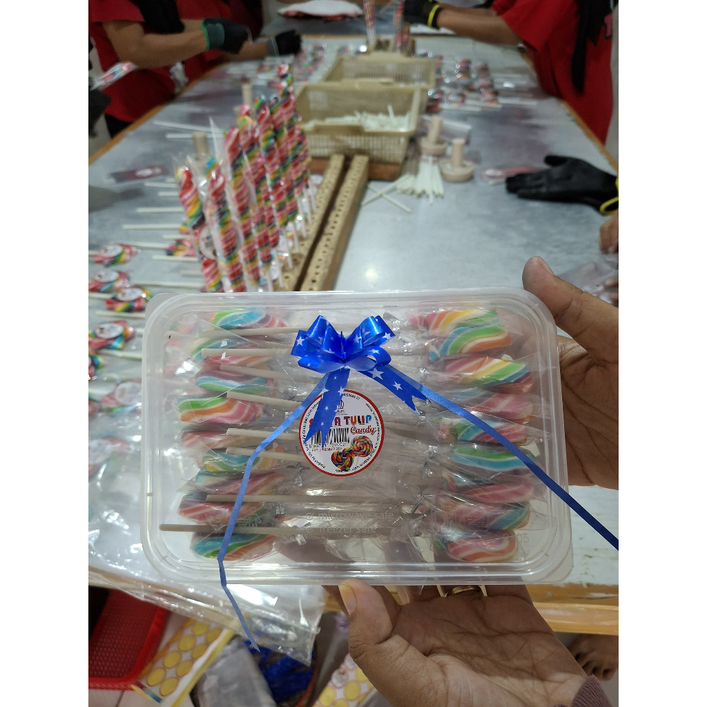 

Surya Tulip Permen Lolipop Anggur 3,5 cm (Isi 20) - Tanpa Pemanis Buatan - Premium