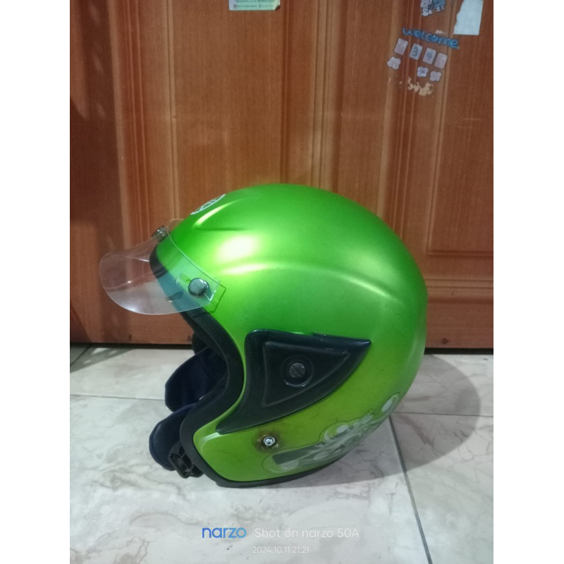Helm Yamaha Jadul