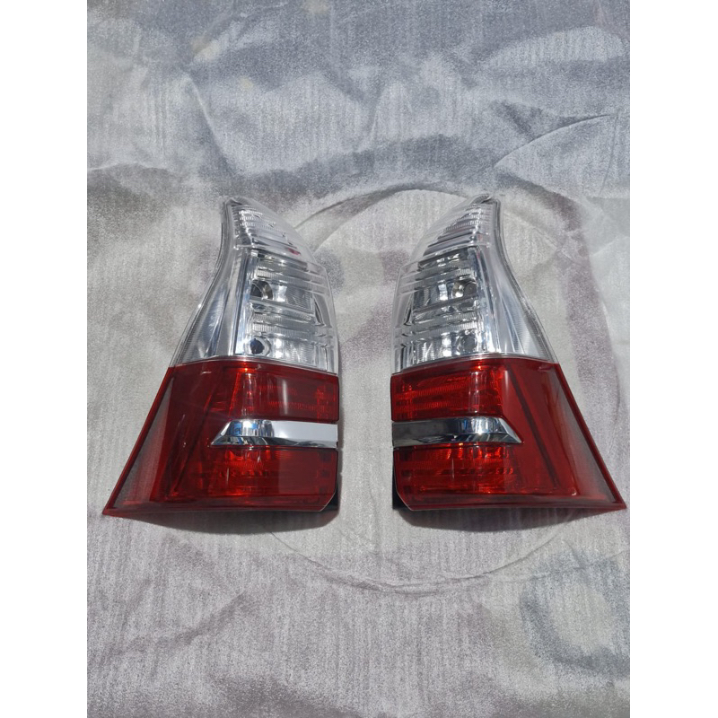 lampu belakang toyota avanza xenia 2019