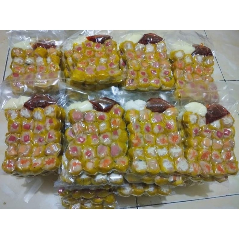 

Frozen Bandung Dimsum Ayam Asli premium isi 20 plus chili oil dan mayonaise