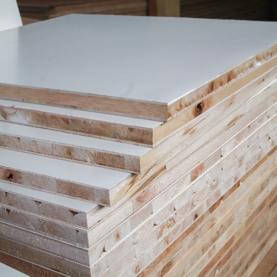 

Blockboard Melamin / Blockmin 122x244