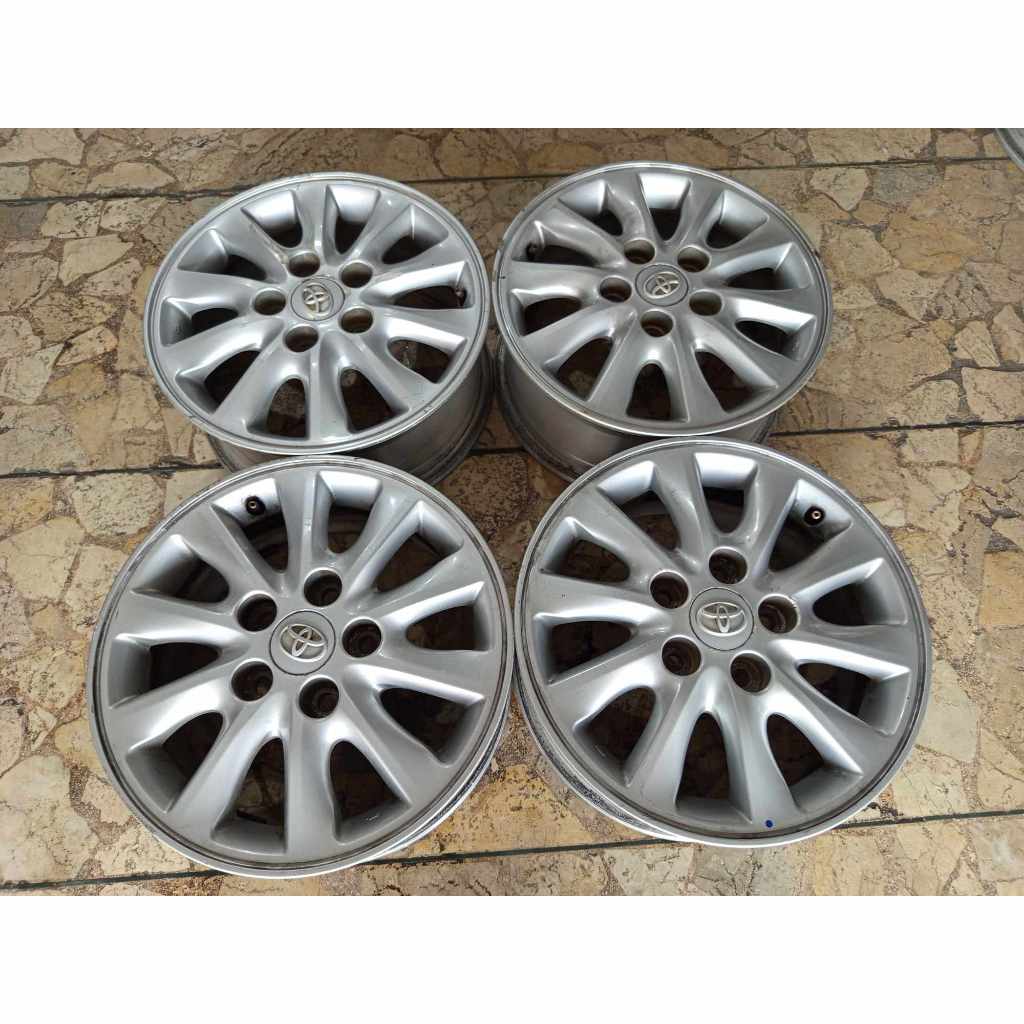 Velg bekas ori copotan mobil innova r15 baut 5x114 kondisi siap pake