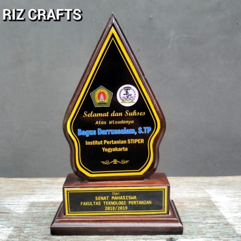 Plakat Vandel Kenang Kenangan KKN Wisuda Kayu