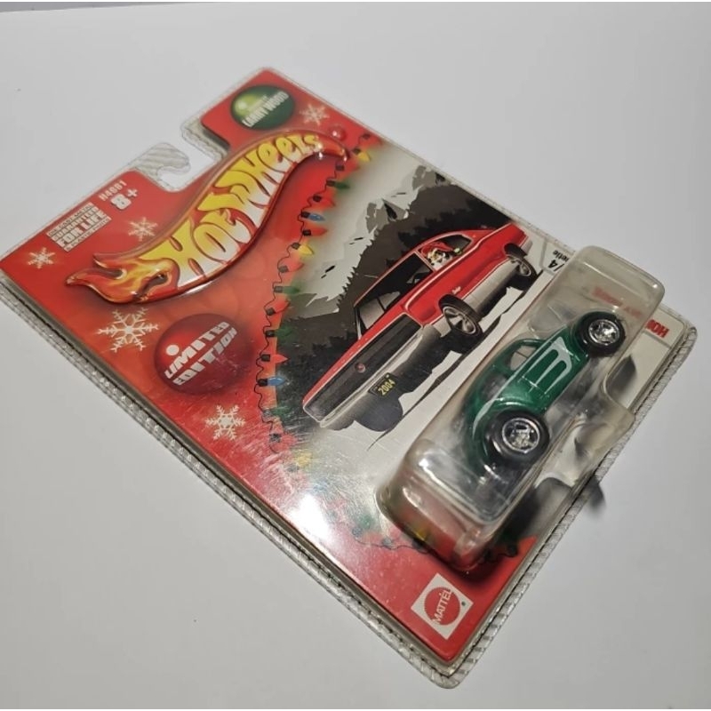 Hot Wheels Volkswagen VW Bug  Holiday Rods