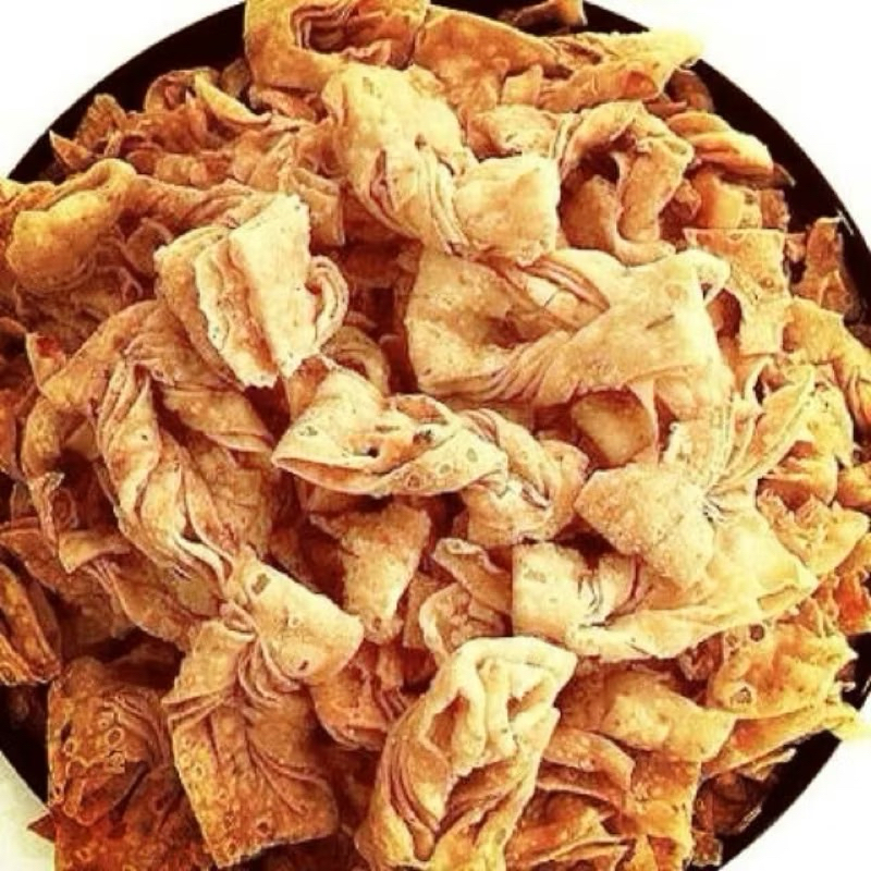 

KERIPIK BAWANG MEDAN / BAWANG PITA MEDAN 1 KG