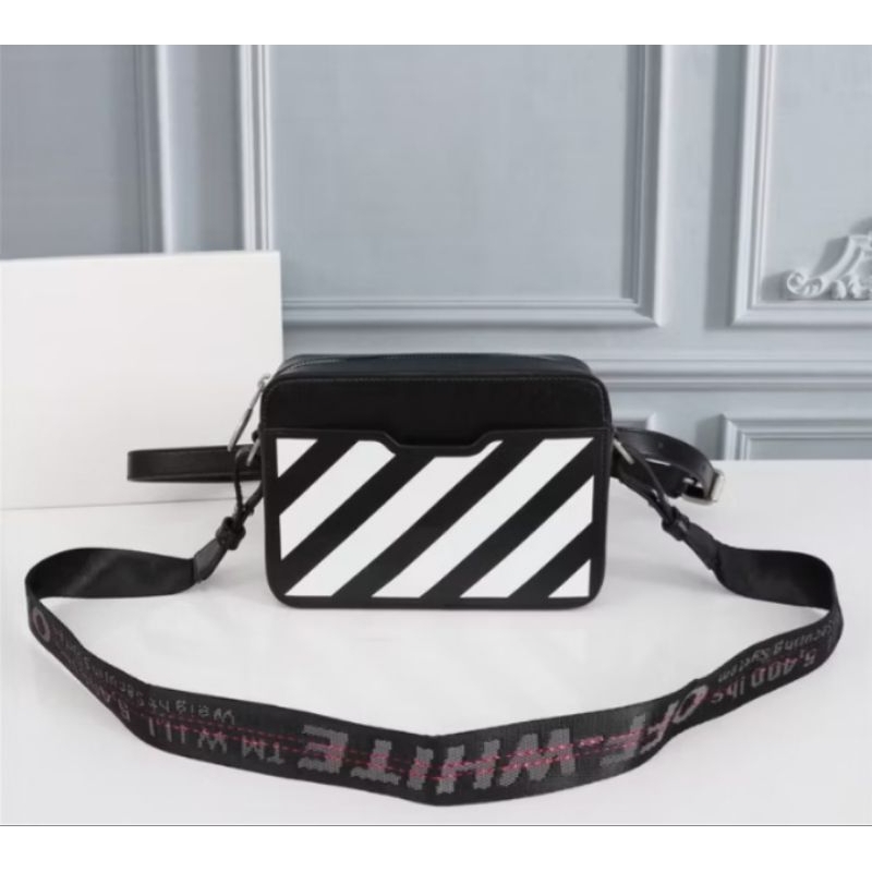 Tas off white