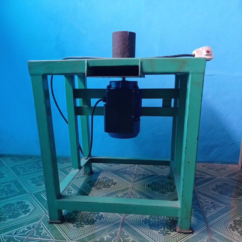 MESIN AMPLAS/GERINDRA SANDAL / SERBAGUNA SIAP PAKAI ( BEKAS)