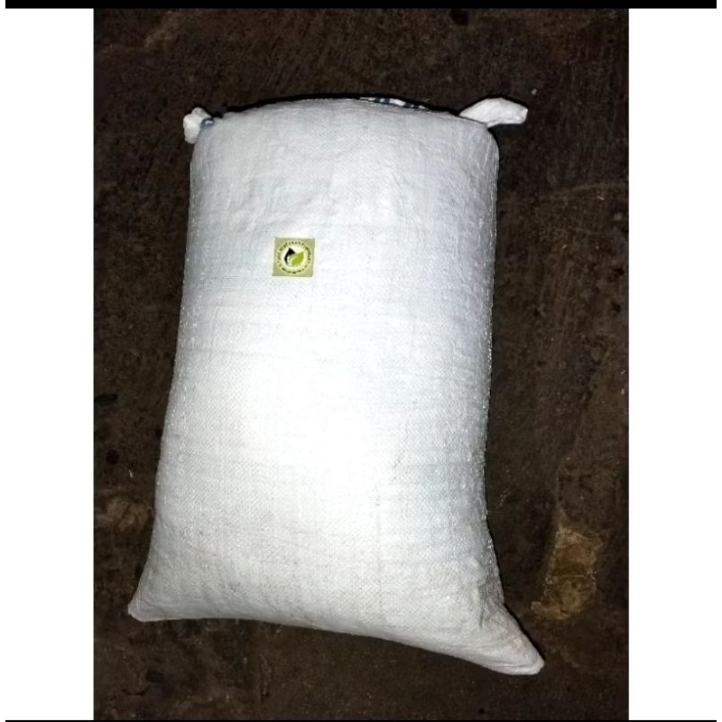 Media Tanam Sekam Mentah Pengembur Tanah Karung 25kg ( KOMPOSQU )