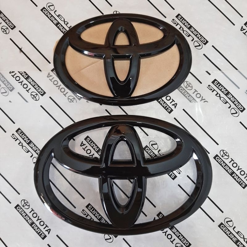 LOGO EMBLEM GRILL DEPAN BELAKANG INNOVA LAMA GRAND BARONG 2004 SAMPAI 2015 BLACK GLOSS HITAM GLOS