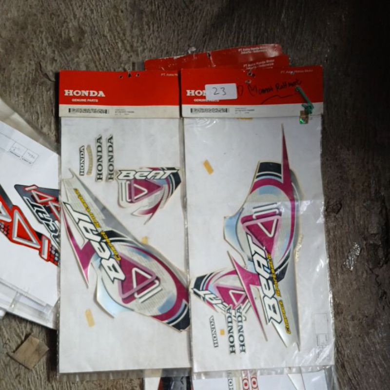 striping stiker list body honda beat karbu putih original baru AHM