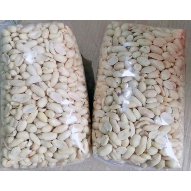 

Kacang kupas mentah super 1 kg
