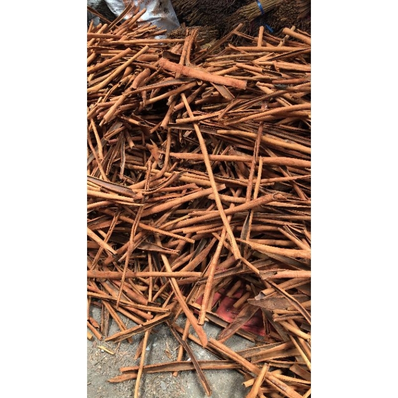 

KAYUMANIS BS/SORTIRAN TEBAL 1Kg