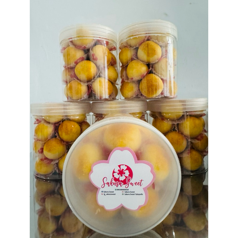 

Kue Nastar Ekonomis Sakura Sweet toples 600ml kue kering selai nanas