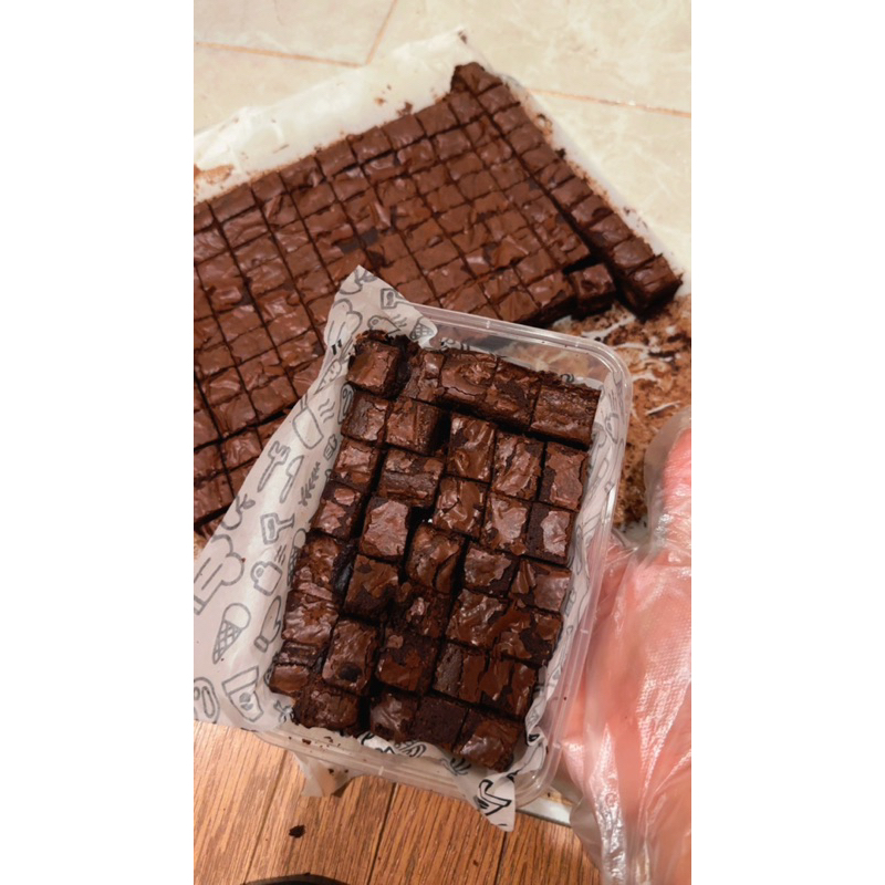 

Brownies Mengigitz Khusus Luar Kota