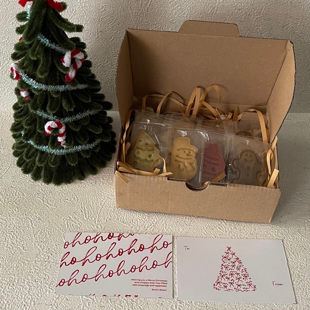 

CHRISTMAS CHARACTER BUTTER COOKIES • CHRISTMAS HAMPERS