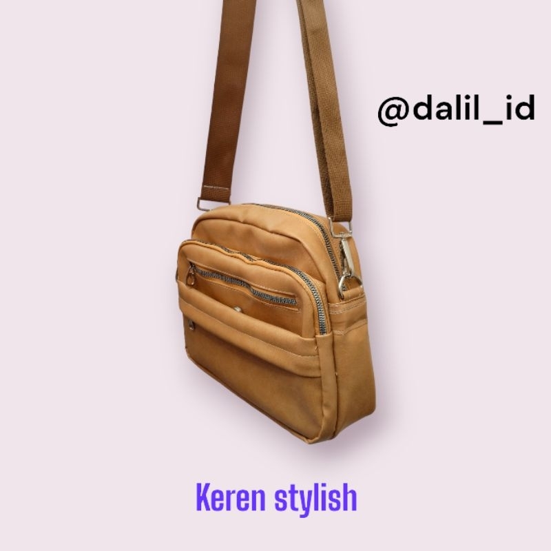Tas selempang / Selendang wanita banyak saku simple