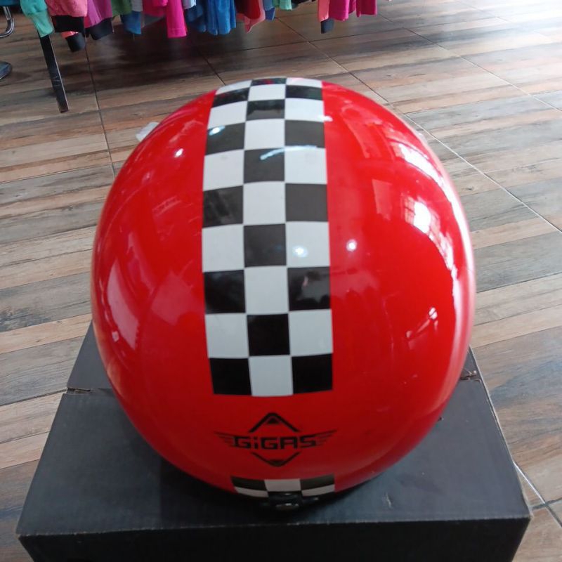 HELM GIGAS RETRO CLASIC