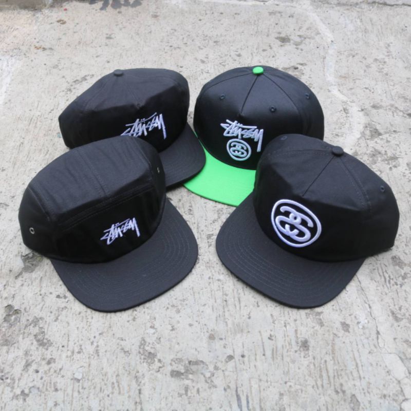 Topi snapback stussy