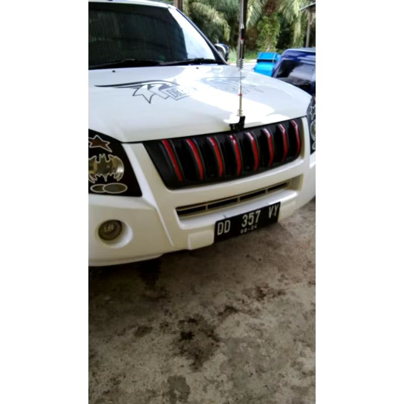 Grill Isuzu Dmax gen2 2007 - 2012 model apollo
