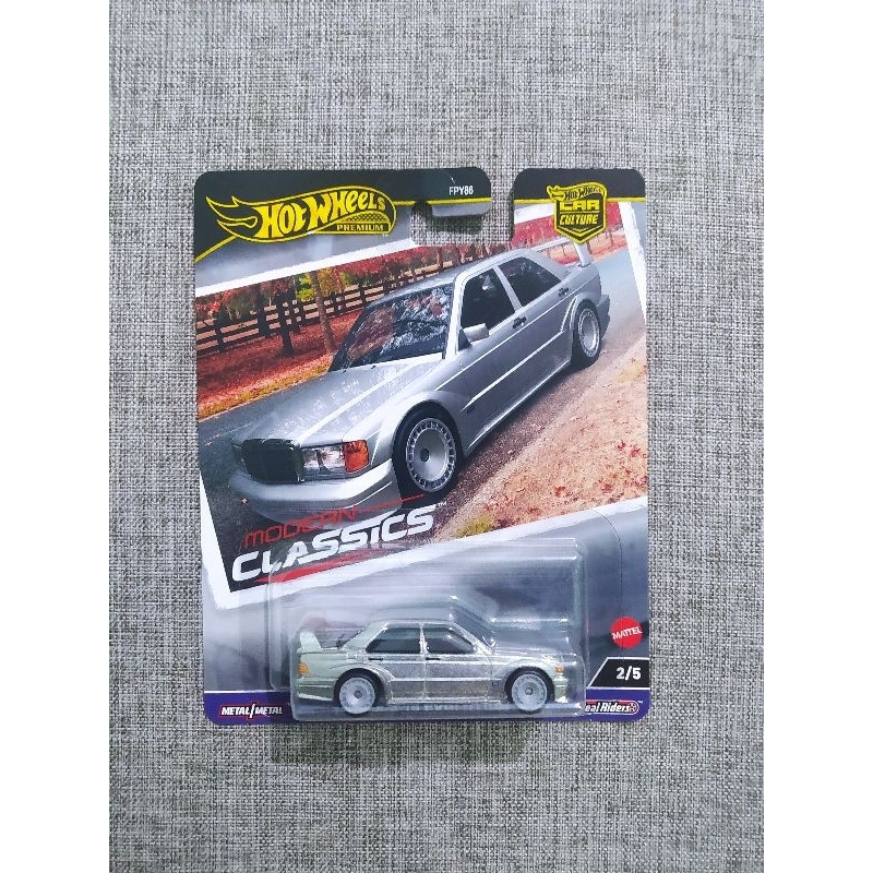 Hot Wheels Mercedes Benz 190E Modern Classic Premium