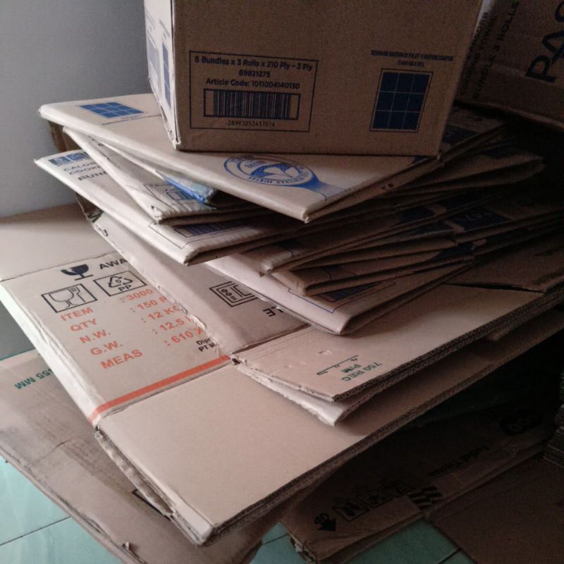 Kardus Bekas Harga 1kg Random / Kardus Sealer / Sealer / Sealer Kardus / Sealer Dus / Dus Sealer