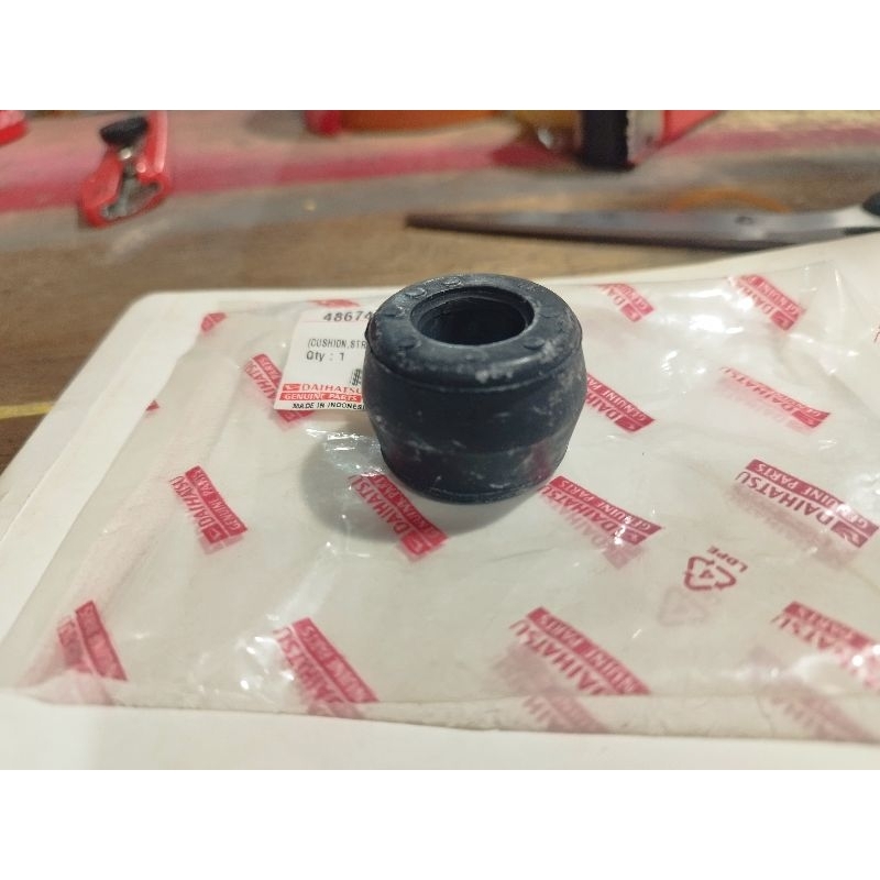 karet as balljoint Daihatsu ceria