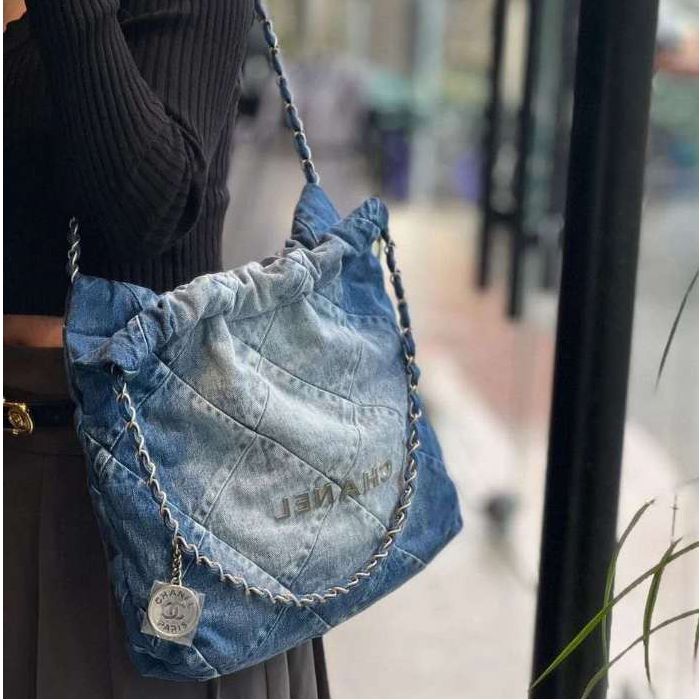 Pre Order CHANEL DENIM 22 Tas Bahu Denim Klasik Tas Slempang Sling Bag