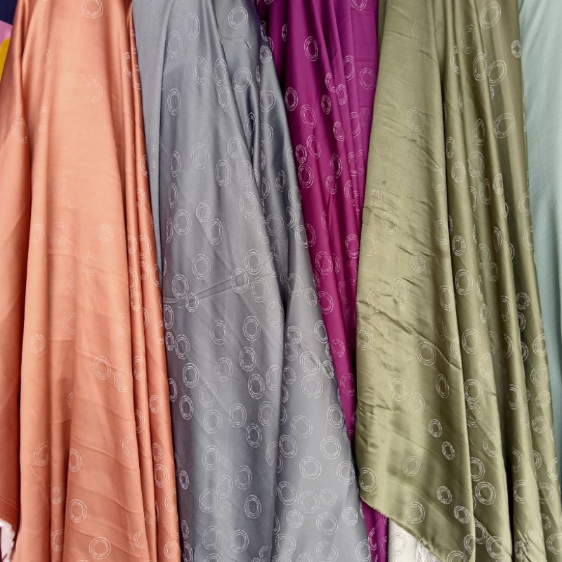 Kain - Kain Dior Silk Motif Polkadot Import - Kain Satin Dior - Kain Meteran Apc | Harga Per Setenga