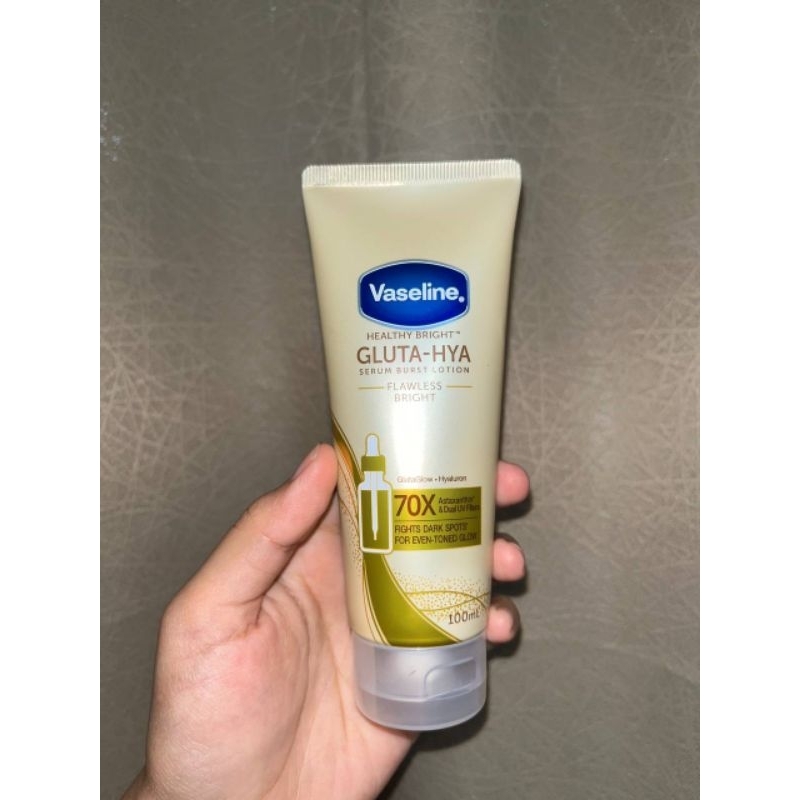 Vaseline Gluta Hya Serum