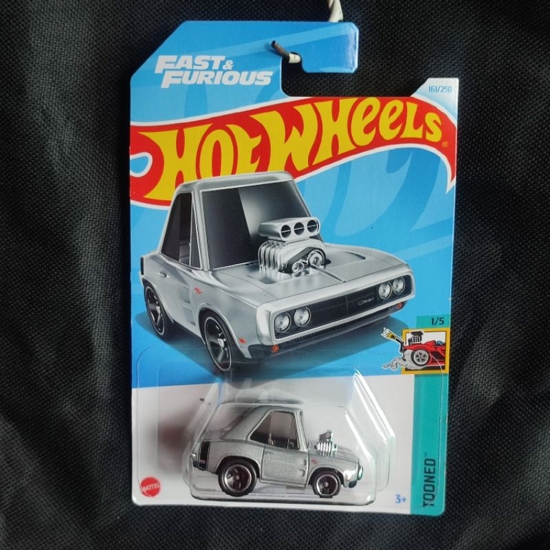 Hotwheels hw mainan mobil fast and furious fnf 70 dodge charger silver dom toretto tooned  Lot  2024