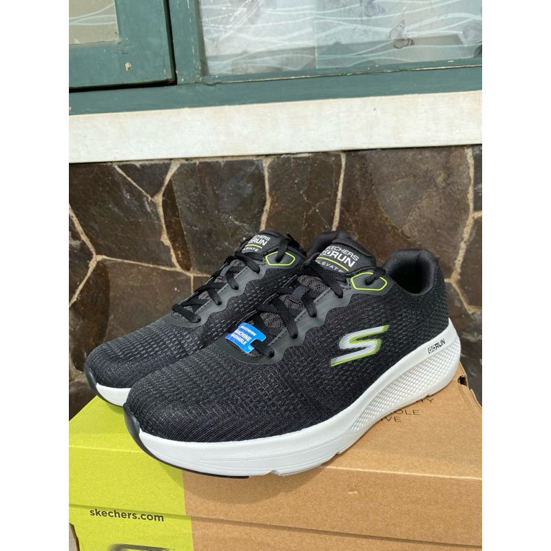 SKECHERS GO RUN Men Original 100%