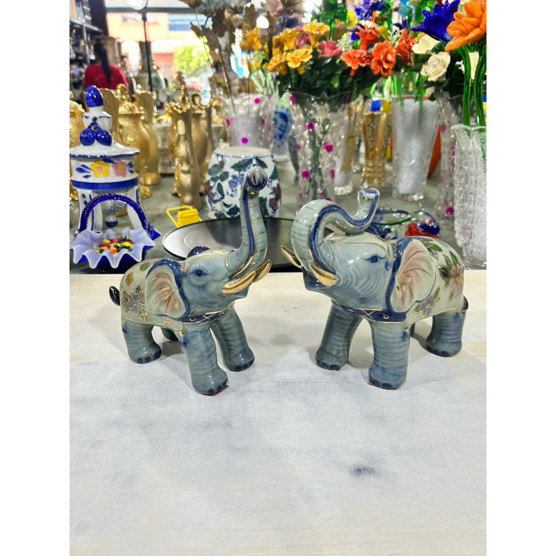 pajangan set gajah biru keramik